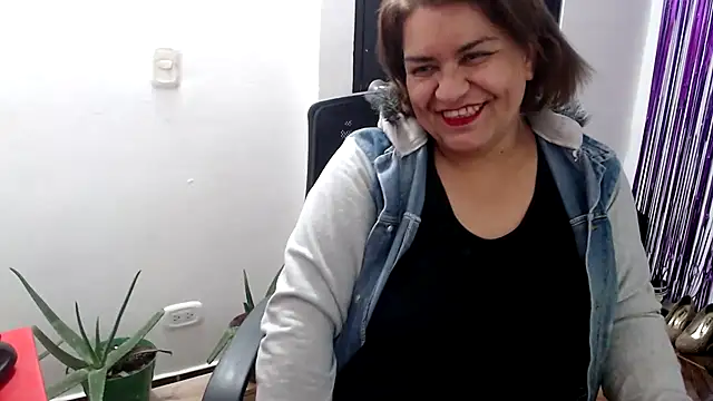 NAILAH SANZ online show from January 2025 02:03:02 AM