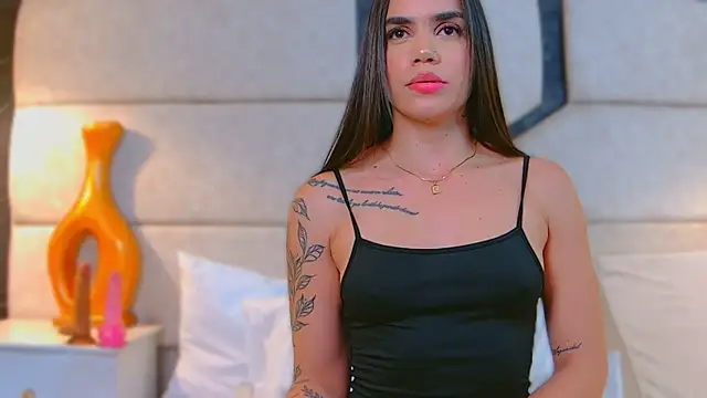 April Cutee online show from February 2025 03:05:02 PM