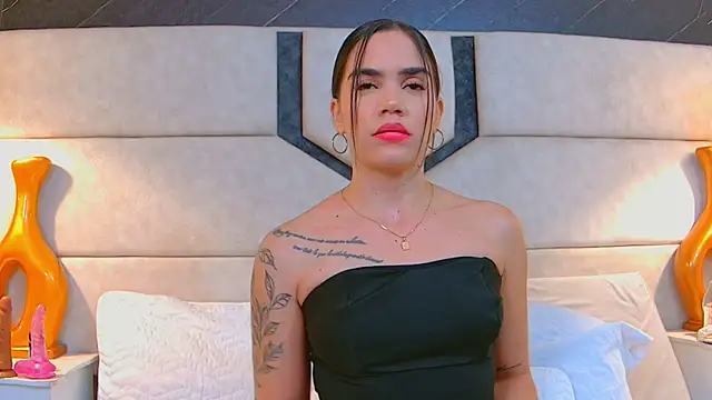 April Cutee online show from March 2025 07:39:01 PM