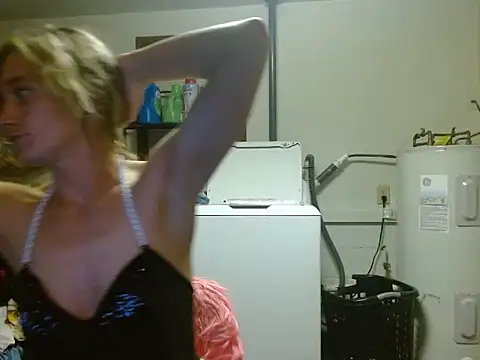 missymilf online show from October 2025 12:53:01 AM