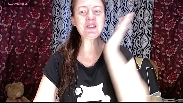 EmilyDoth online show from September 2025 05:07:01 AM