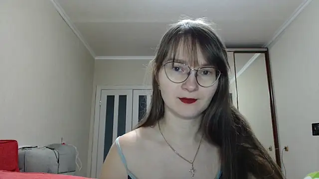 KiraGoldens online show from November 2025 07:51:02 AM