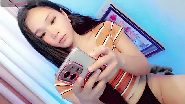 amomentoflust69 online show from June 2026 11:16:01 AM