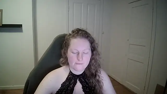 Girlnina-1995 online show from February 2025 12:45:02 PM