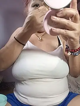 Snapshot of hotbabes163 chatting on June 2026 07:14:01 AM hotbabes163 online show from June 2026 07:14:01 AM