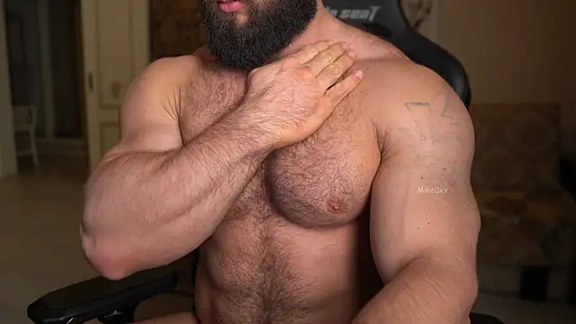 mike0xx online show from October 2025 01:53:02 PM