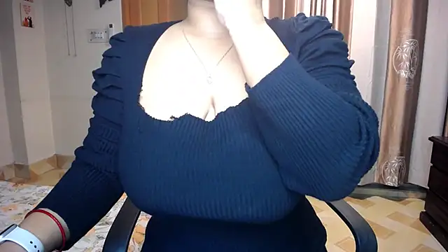 lady maeda  online show from November 2025 07:02:01 PM