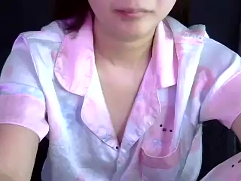 Bee 2k online show from October 2025 04:46:01 AM