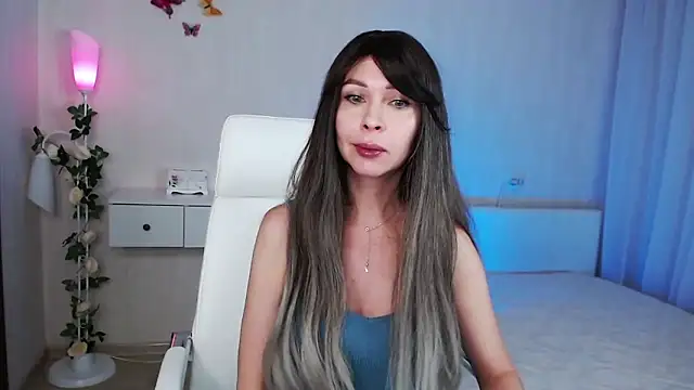 wendifoste online show from December 2024 10:05:02 PM