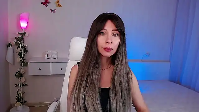 wendifoste online show from February 2025 08:44:01 PM