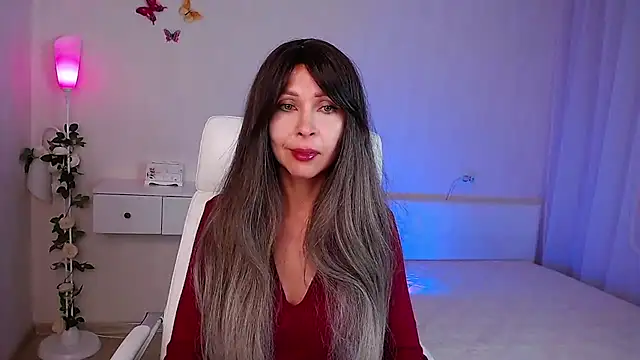 wendifoste online show from September 2025 07:47:01 PM