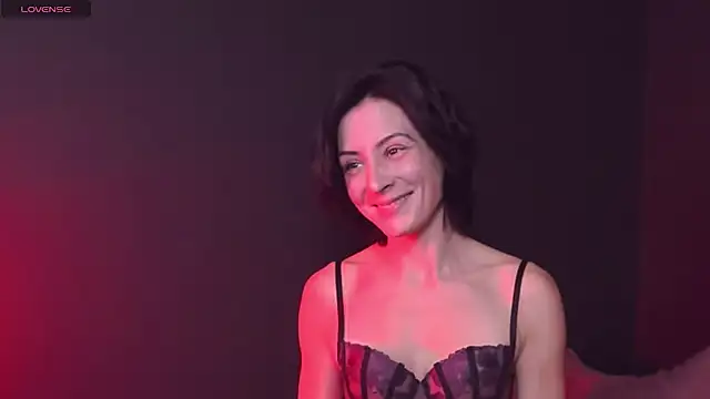 LorenDaze online show from December 2024 02:04:01 PM