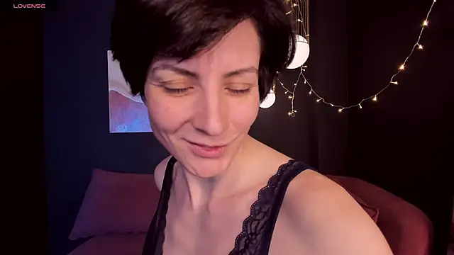 LorenDaze online show from February 2025 05:29:01 PM