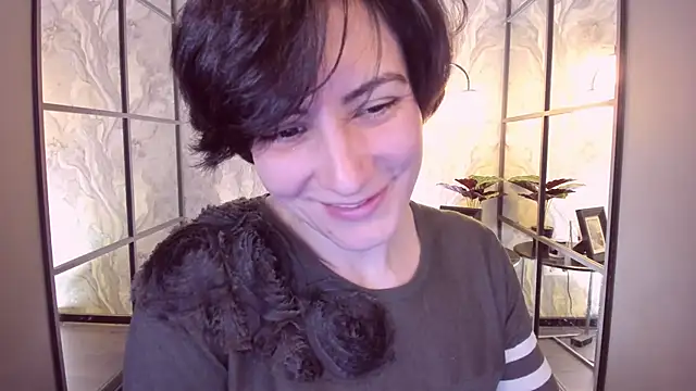 LorenDaze online show from March 2025 05:10:02 PM