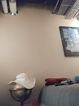 eatmeplease44 online show from September 2025 07:16:01 PM