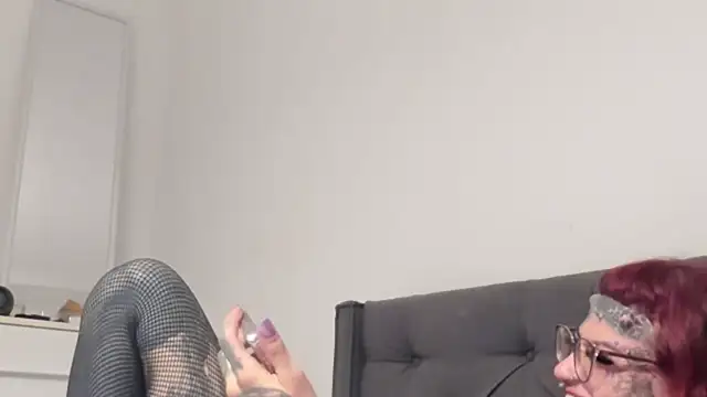 tamarapervert online show from February 2026 08:06:01 PM