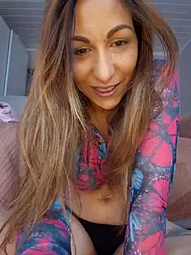 Snapshot of Lola-Roxx chatting on May 2026 01:29:01 PM Lola-Roxx online show from May 2026 01:29:01 PM