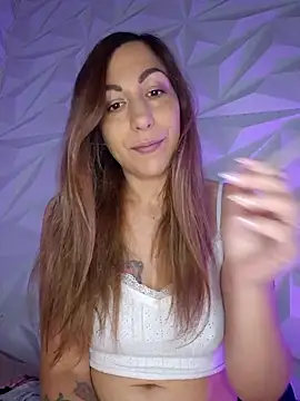 Snapshot of Lola-Roxx chatting on May 2026 11:17:01 AM Lola-Roxx online show from May 2026 11:17:01 AM