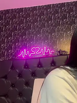 Tamara-evans online show from January 2025 08:21:02 PM