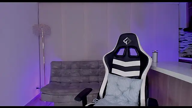 liagirl cute online show from February 2026 03:27:02 AM