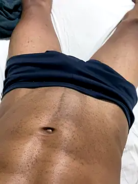 Snapshot of Novinhoroludu chatting on November 2025 04:22:02 PM Novinhoroludu online show from November 2025 04:22:02 PM