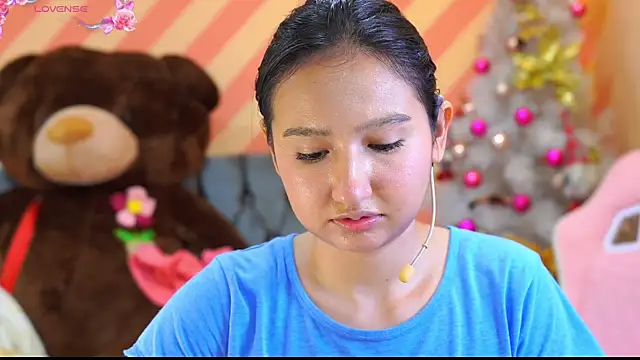 Pinkie Princes online show from December 2024 03:34:01 AM