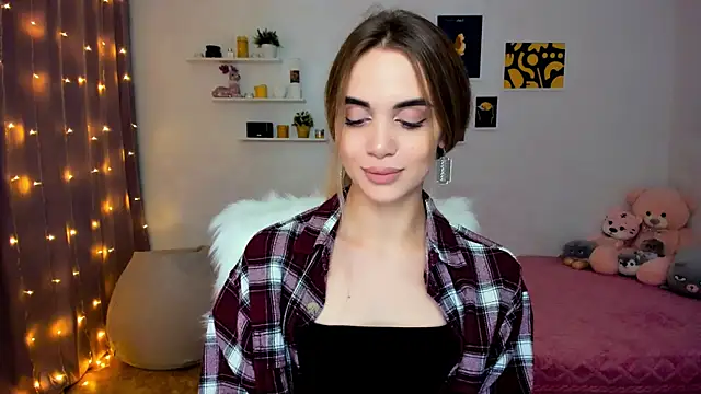 aPieceOfJoy online show from December 2024 07:34:01 PM