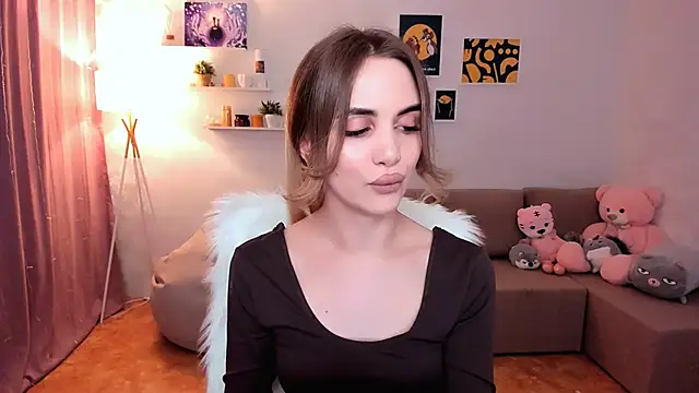 aPieceOfJoy online show from March 2025 08:32:01 PM