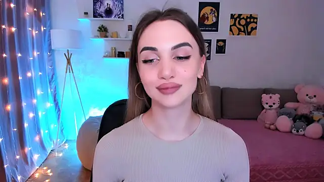 aPieceOfJoy online show from March 2025 11:05:01 PM