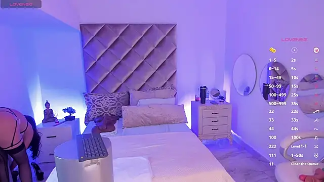 Snapshot of malaia_hills chatting on March 2025 07:17:01 PM malaia hills online show from March 2025 07:17:01 PM