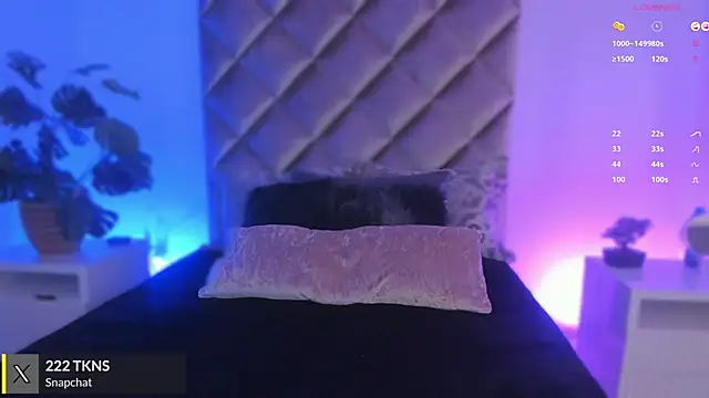 Snapshot of malaia_hills chatting on November 2025 06:28:01 PM malaia hills online show from November 2025 06:28:01 PM