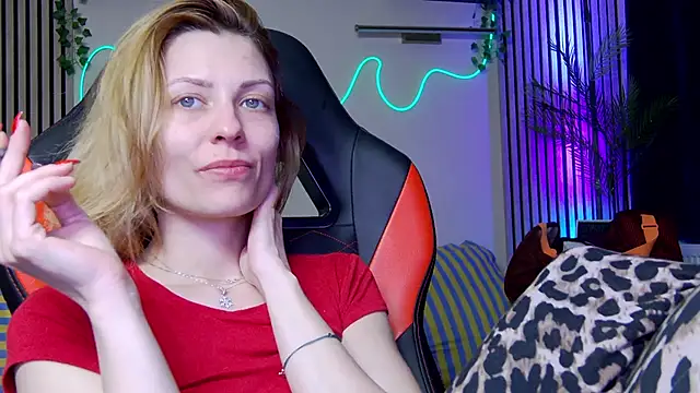 karo123421 online show from February 2026 09:21:01 PM