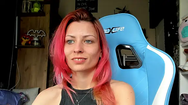 karo123421 online show from April 2026 01:52:02 PM