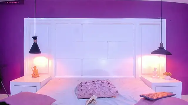 SilvanaCapelli online show from March 2025 03:08:01 AM