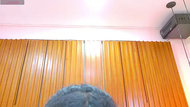 SilvanaCapelli online show from November 2025 09:54:01 PM