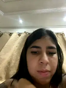 iarinhalatina online show from November 2025 09:31:02 PM