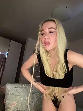 xDinnax online show from February 2025 11:47:02 AM