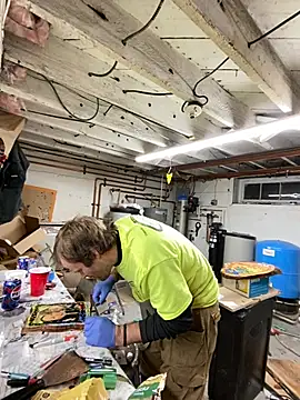 charactrzero online show from December 2024 02:28:01 AM