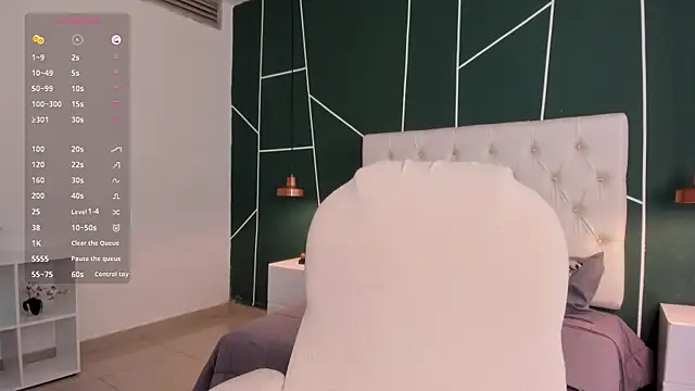 Snapshot of Veronicalanx1 chatting on November 2025 09:37:01 PM Veronicalanx1 online show from November 2025 09:37:01 PM