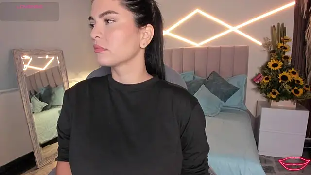 Snapshot of Veronicalanx1 chatting on February 2026 11:53:01 AM Veronicalanx1 online show from February 2026 11:53:01 AM