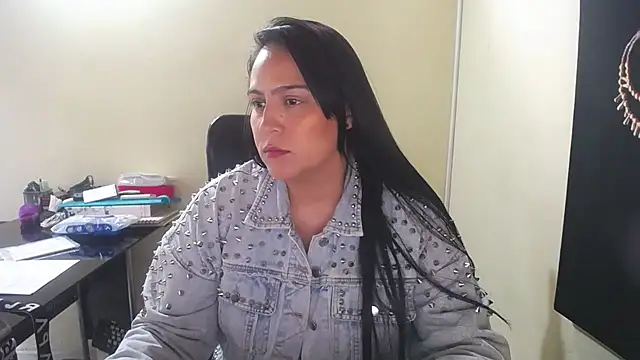 Snapshot of kendall_52 chatting on October 2025 02:15:01 PM kendall 52 online show from October 2025 02:15:01 PM