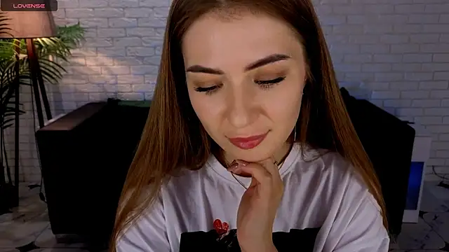 Adelyna Bird online show from March 2025 10:55:01 AM