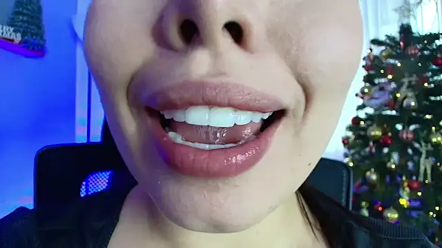 lisbet21x online show from December 2024 09:58:02 PM