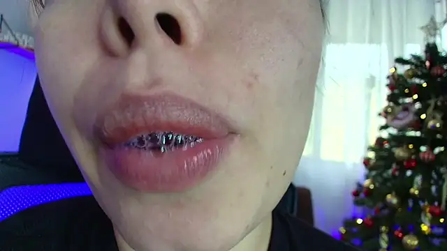 lisbet21x online show from December 2024 09:54:01 PM