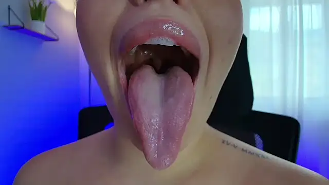 lisbet21x online show from January 2025 07:32:01 PM