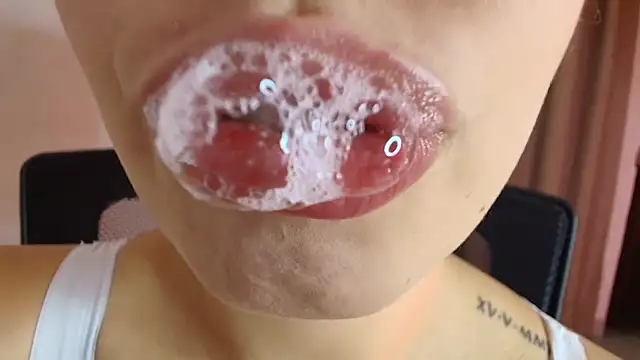 lisbet21x online show from March 2026 11:01:01 PM