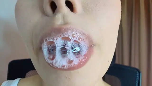 lisbet21x online show from March 2026 09:43:01 PM