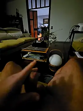 Snapshot of Dolceporco19 chatting on December 2024 04:49:01 PM Dolceporco19 online show from December 2024 04:49:01 PM