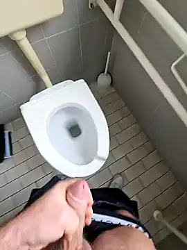 Snapshot of Dolceporco19 chatting on January 2025 09:36:02 AM Dolceporco19 online show from January 2025 09:36:02 AM