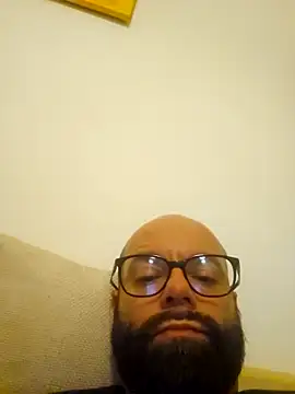 Snapshot of Dolceporco19 chatting on November 2025 10:46:01 PM Dolceporco19 online show from November 2025 10:46:01 PM